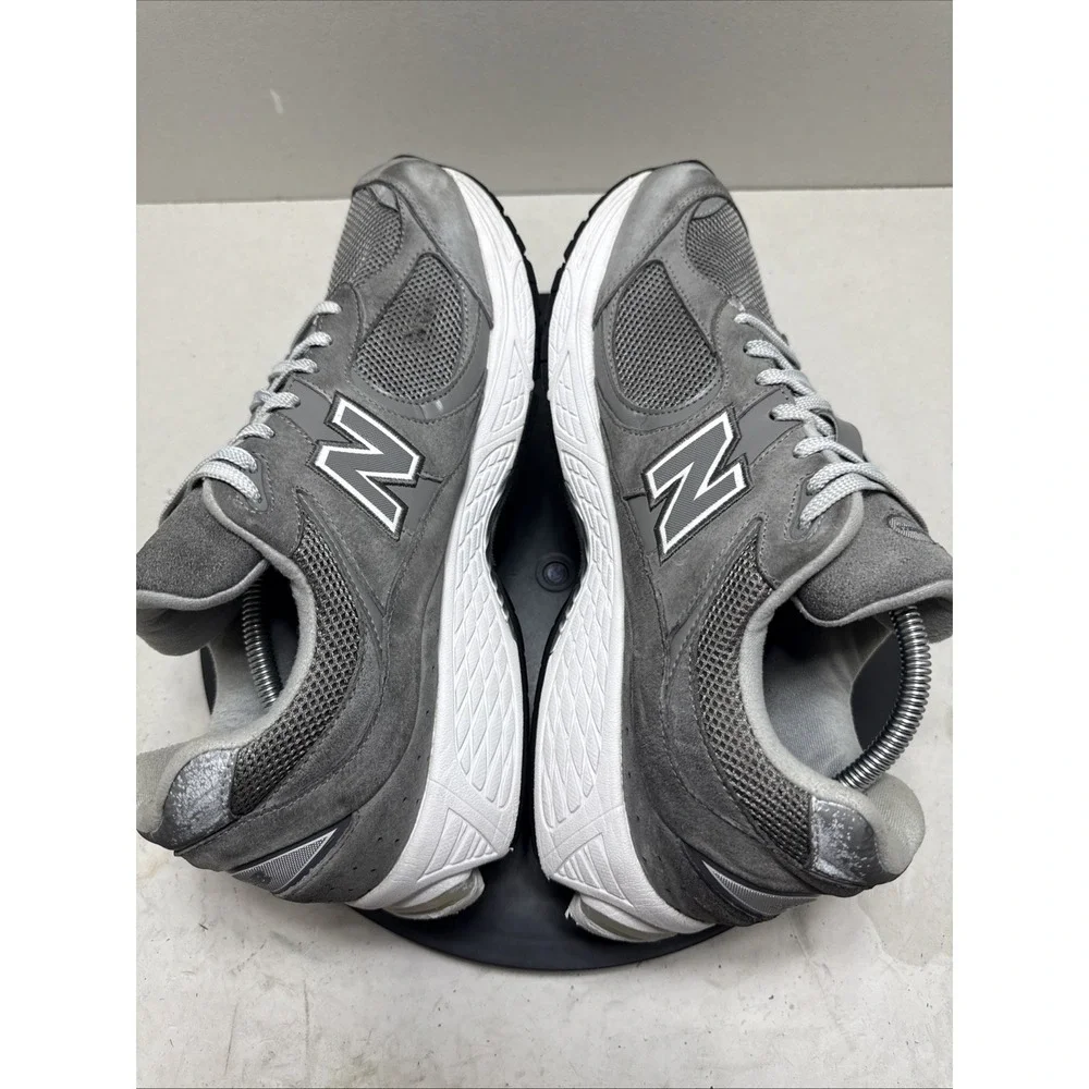 New Balance 2002R Mens 13 Gray Suede Running Walking Sneakers M2002RJM
